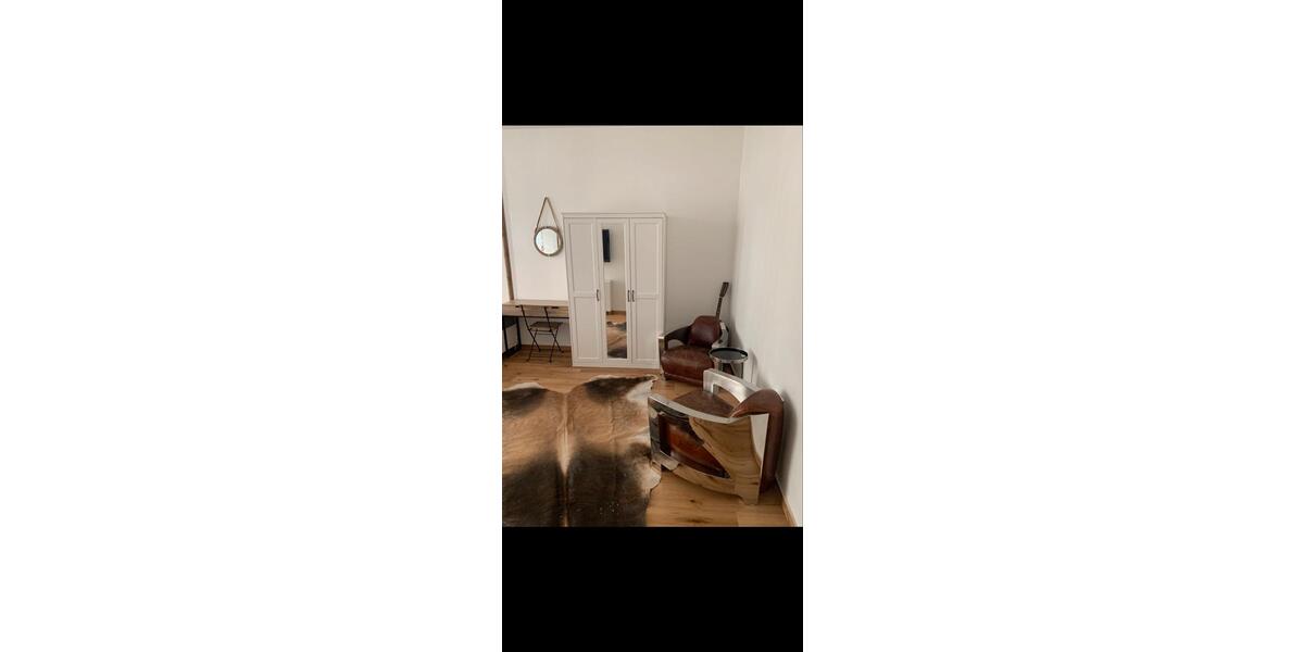 Etagenwohnung Berlin Charlottenburg-Wilmersdorf - 1 Zimmer, 40 m&sup2;, 1.100&euro; | Angebot:26676815