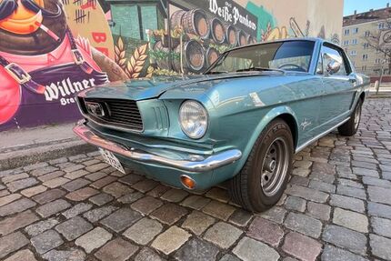 Ford Mustang 9.999 km 25.900 &euro; Berlin 13189