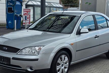 Ford Mondeo 82.000 km 3.499 &euro; Berlin 12439