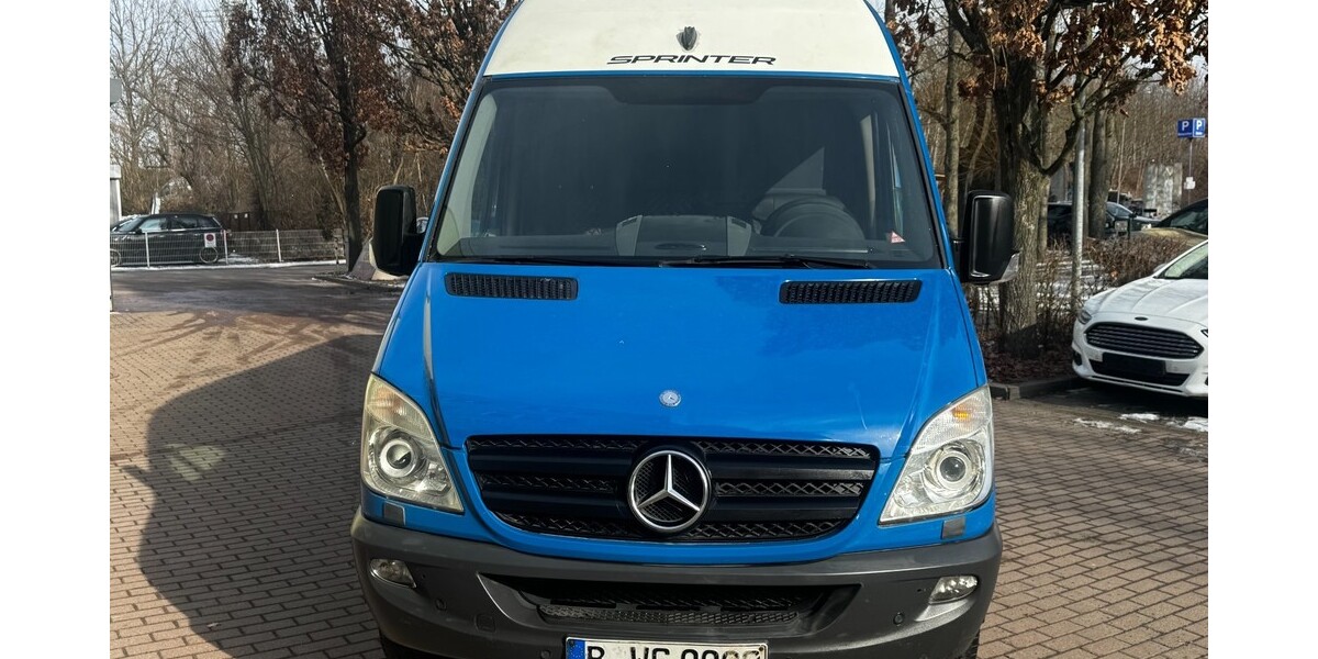 Mercedes-Benz Sprinter 234.651 km 14.990 &euro; Berlin 10178