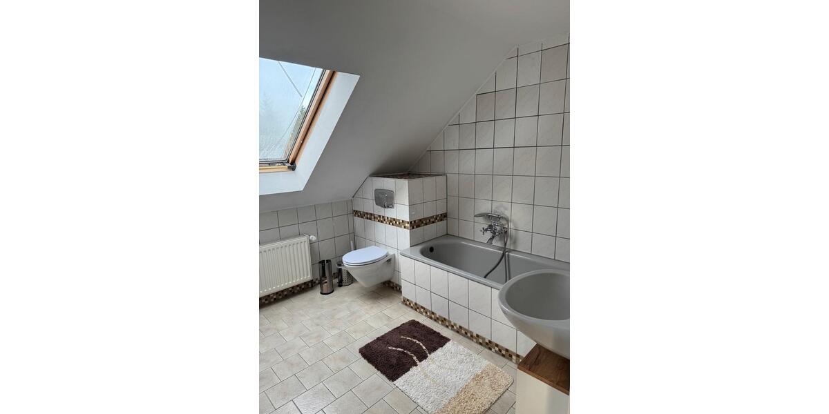 Dachgeschoßwohnung Fredersdorf-Vogelsdorf Vogelsdorf - 4 Zimmer, 77 m&sup2;, 1.200&euro; | Angebot:25397933