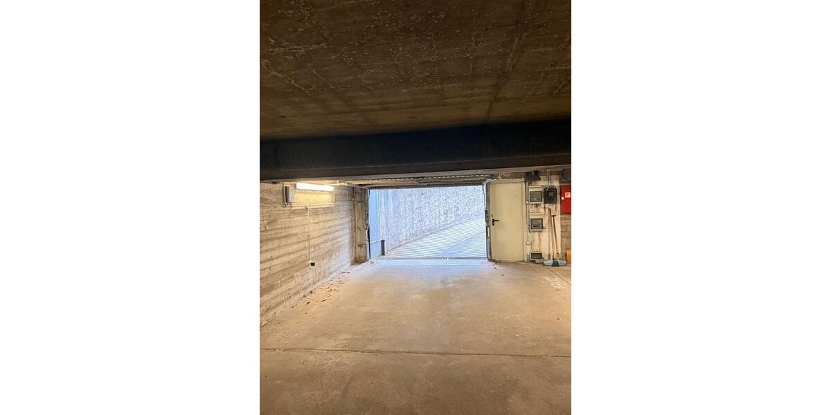 Garagen / Stellplätze Berlin Spandau - 150&euro; | Angebot:26038881