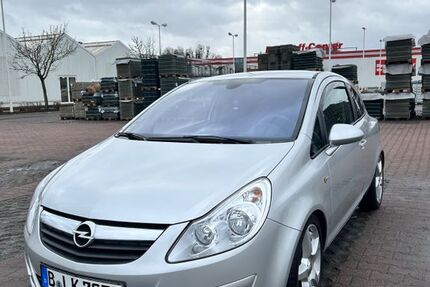 Opel Corsa 198.848 km 2.000 &euro; Falkensee 14612