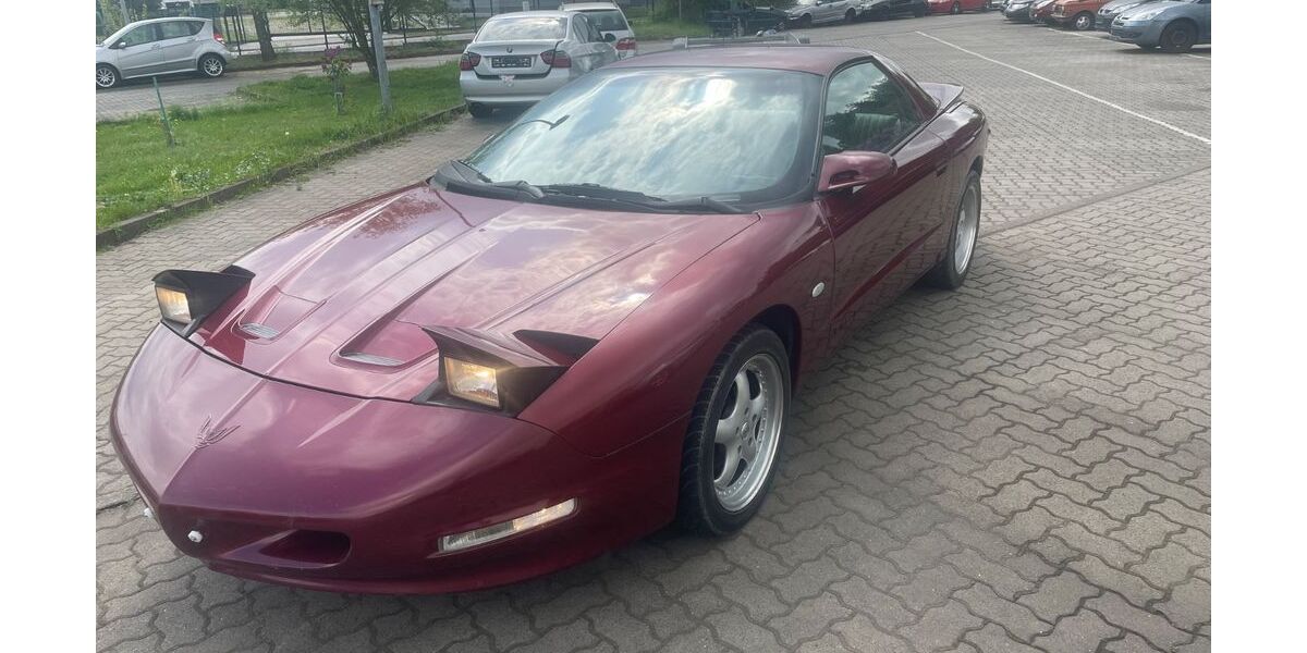 Pontiac Firebird 240.000 km 3.500 &euro; Berlin 12687