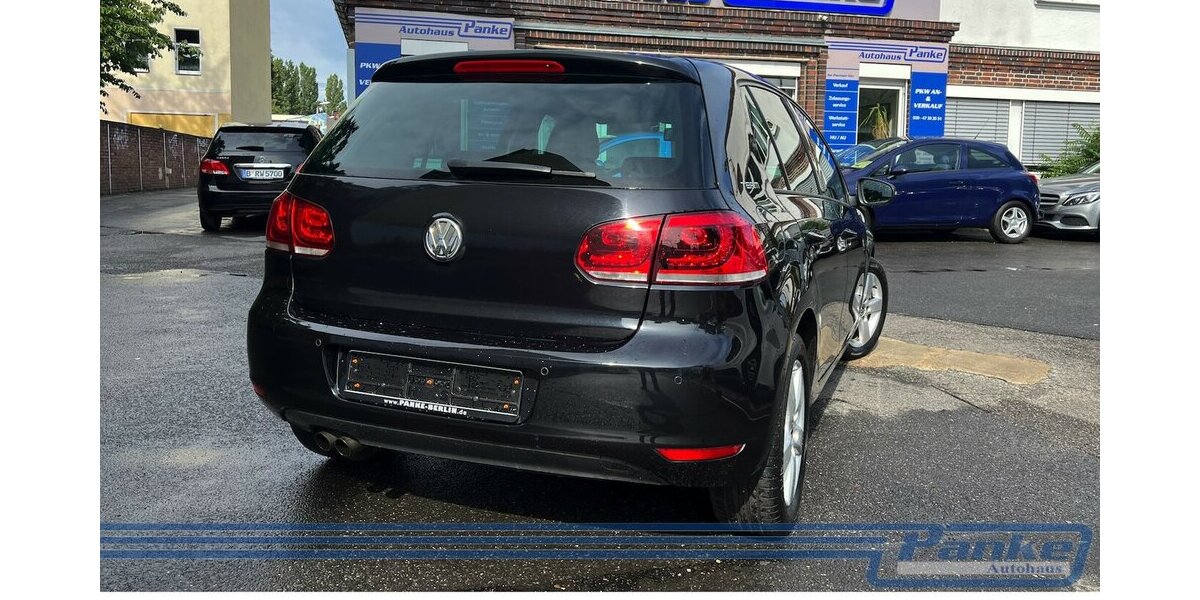 VW Golf VI Team Lim*SHZ*Klima*PDC*Tempo* 206.982 km 4.990 &euro; Berlin 13187
