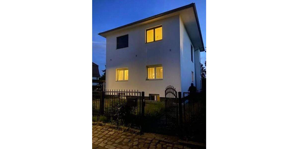 Einfamilienhaus Berlin Tegel - 7 Zimmer, 355 m&sup2;, 1.850.000&euro; | Angebot:25755943