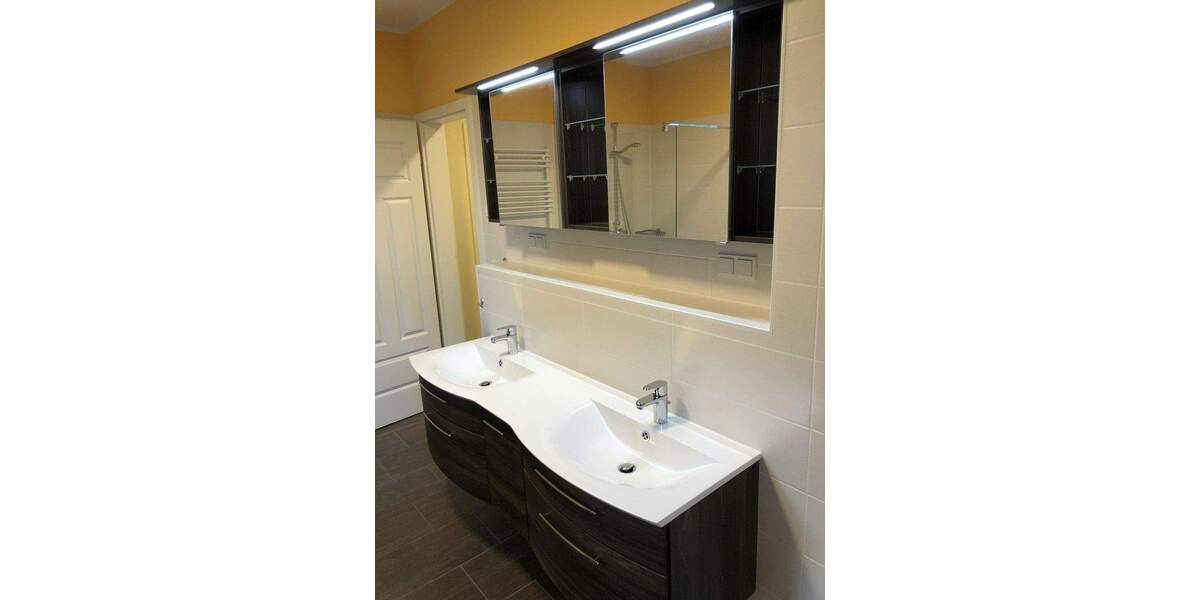 Einfamilienhaus Wandlitz - 4 Zimmer, 130 m&sup2;, 2.080&euro; | Angebot:25801299