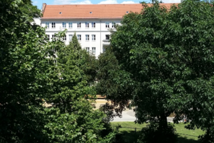 Wohnung zum Mieten in Berlin 1.068,51 € 82.83 m²