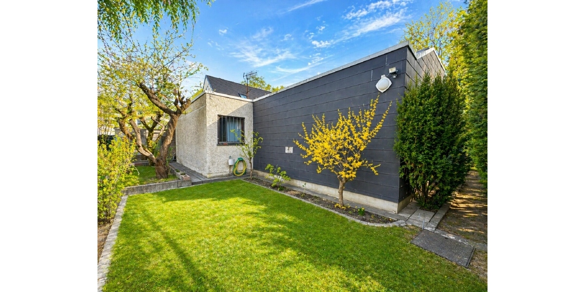Architektenbungalow mit besonderer Raumhöhe und Südwestterrasse - Bungalow Berlin Tempelhof-Schöneberg | Angebot:26458076