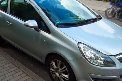 Opel Corsa 135.000 km 2.300 &euro; Berlin 13055