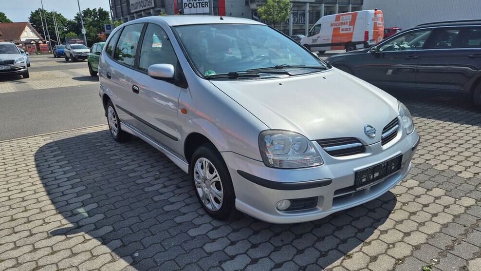 Almera Tino