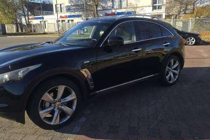 INFINITI FX 114.000 km 12.950 &euro; Berlin 13585