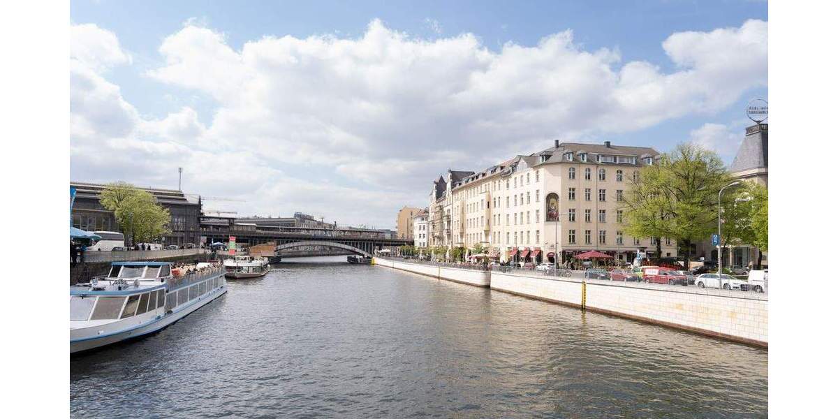 Etagenwohnung Berlin Mitte - 5 Zimmer, 213 m&sup2;, 4.500&euro; | Angebot:25970839
