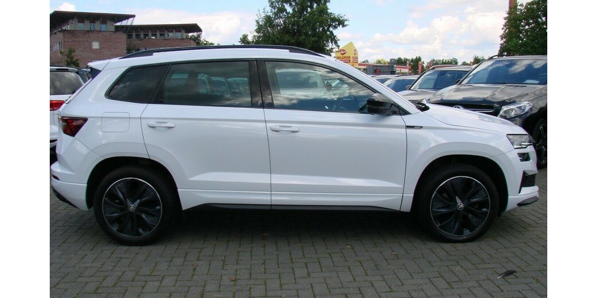 Skoda Karoq 1.5TSi Sportline ACC Navi LED Kamera 33.284 km 29.980 &euro; Falkensee 14612