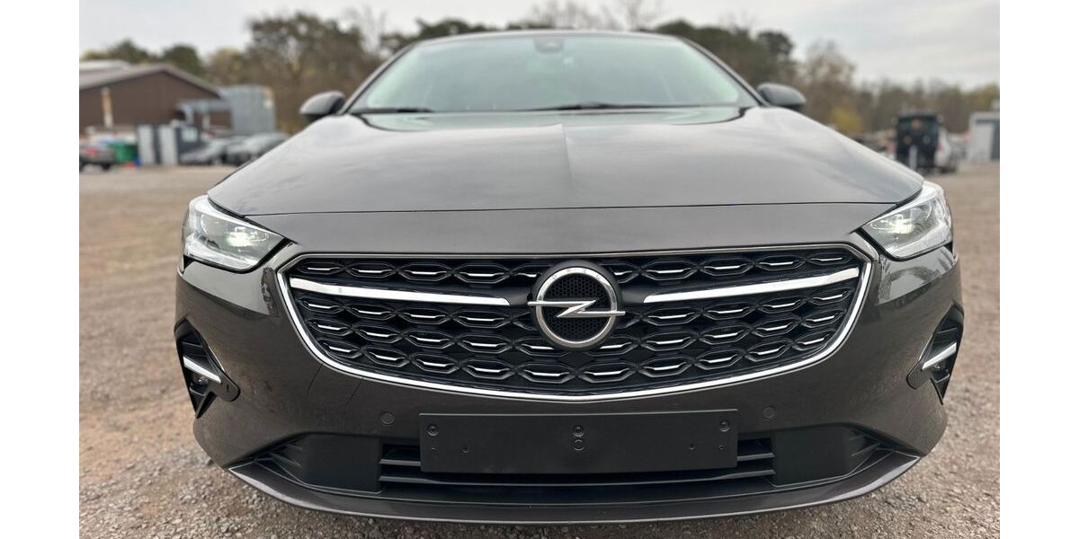 Opel Insignia 158.000 km 12.899 &euro; Blankenfelde-Mahlow 15831