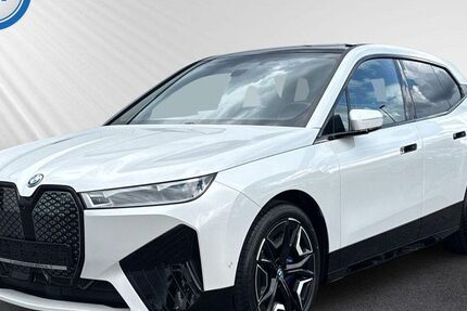 BMW iX 27.000 km 68.900 &euro; Berlin 13581