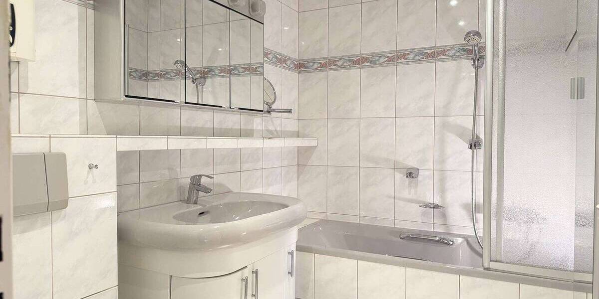 Etagenwohnung Berlin Buckow - 2 Zimmer, 63 m&sup2;, 215.000&euro; | Angebot:26693265