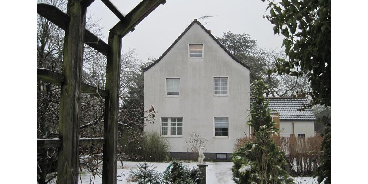 Einfamilienhaus Berlin Neukölln - 4 Zimmer, 110 m&sup2;, 1.300&euro; | Angebot:26631134