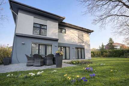 Haus Groß Glienicke Groß Glienicke - 7 Zimmer, 210 m&sup2;, 1.095.000&euro; | Angebot:25998593