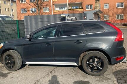 Volvo XC60 171.476 km 9.850 &euro; Berlin 13467