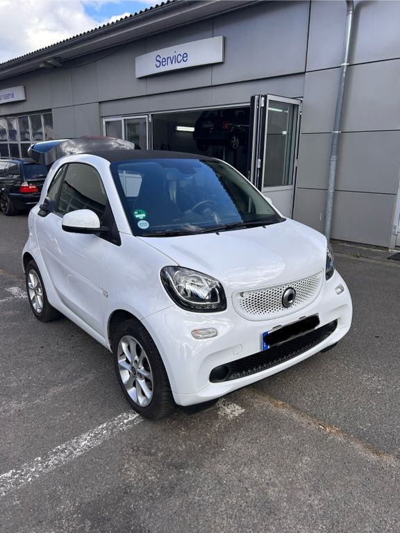 Smart ForTwo 88.139 km 8.900 € Schildow 16552