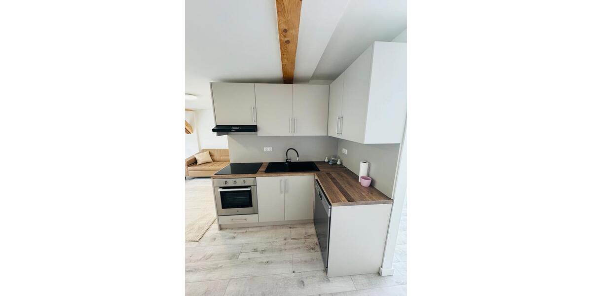 Dachgeschoßwohnung Berlin Spandau - 3 Zimmer, 56 m&sup2;, 1.600&euro; | Angebot:26441938