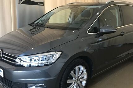 VW Touran 116.643 km 16.900 &euro; Berlin 13088