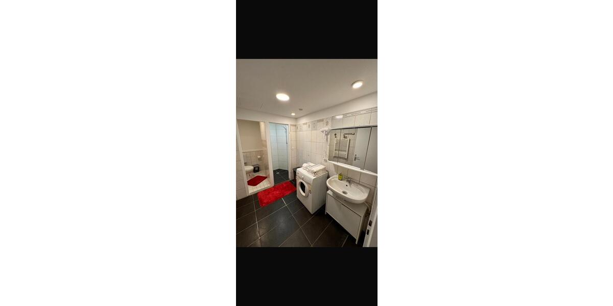 Erdgeschoßwohnung Berlin Friedrichshain-Kreuzberg - 3 Zimmer, 125 m&sup2;, 1.800&euro; | Angebot:26522207