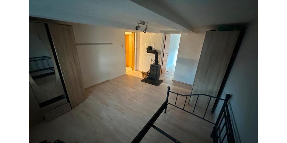 Doppelhaushälfte - 8 Zimmer, 110 m&sup2;, 99.999&euro; | Angebot:27002053