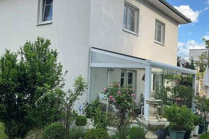 Haus Potsdam Groß Glienicke - 4 Zimmer, 130 m&sup2;, 2.300&euro; | Angebot:26920215