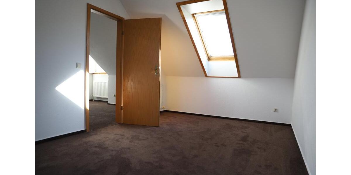 Doppelhaushälfte Brieselang - 5 Zimmer, 150 m&sup2;, 1.550&euro; | Angebot:25408375