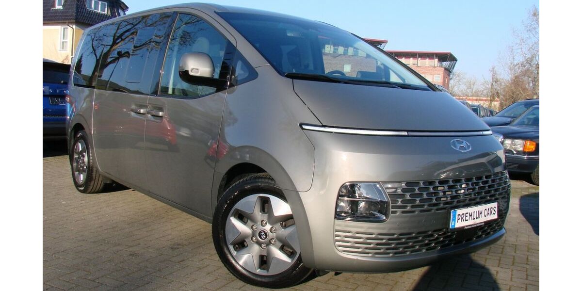 Hyundai STARIA 24.308 km 36.980 &euro; Falkensee 14612