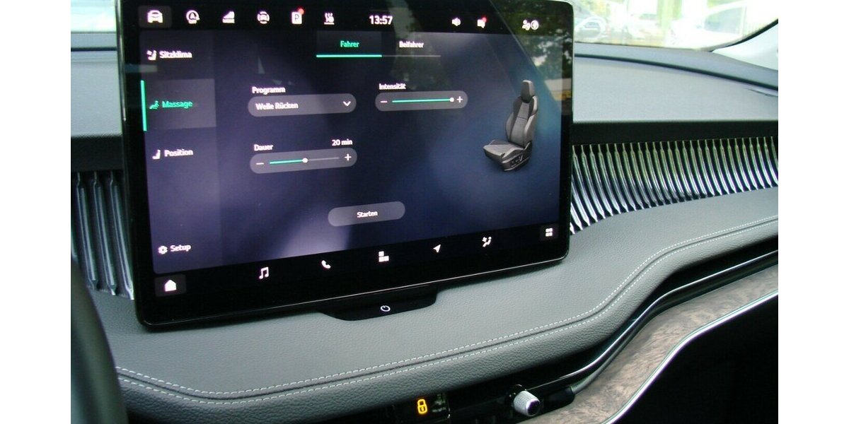 Skoda Superb 2.0TDi 4x4 L&K ACC SHZ LED AHK 360º HUD Can 25.989 km 41.980 &euro; Falkensee 14612