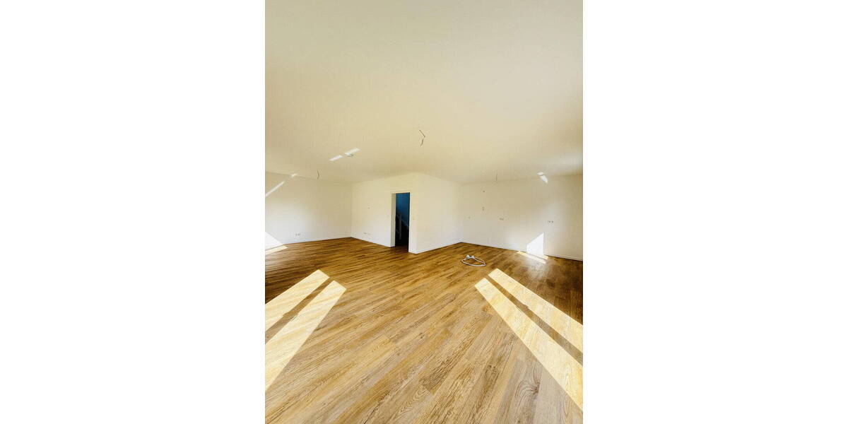 Einfamilienhaus Berlin Kaulsdorf - 4 Zimmer, 154 m&sup2;, 2.800&euro; | Angebot:26355994