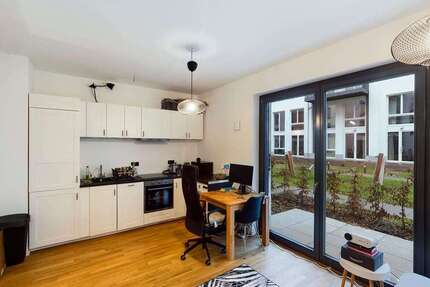 Wohnung Berlin Mitte - 2 Zimmer, 47 m&sup2;, 1.388&euro; | Angebot:27313715