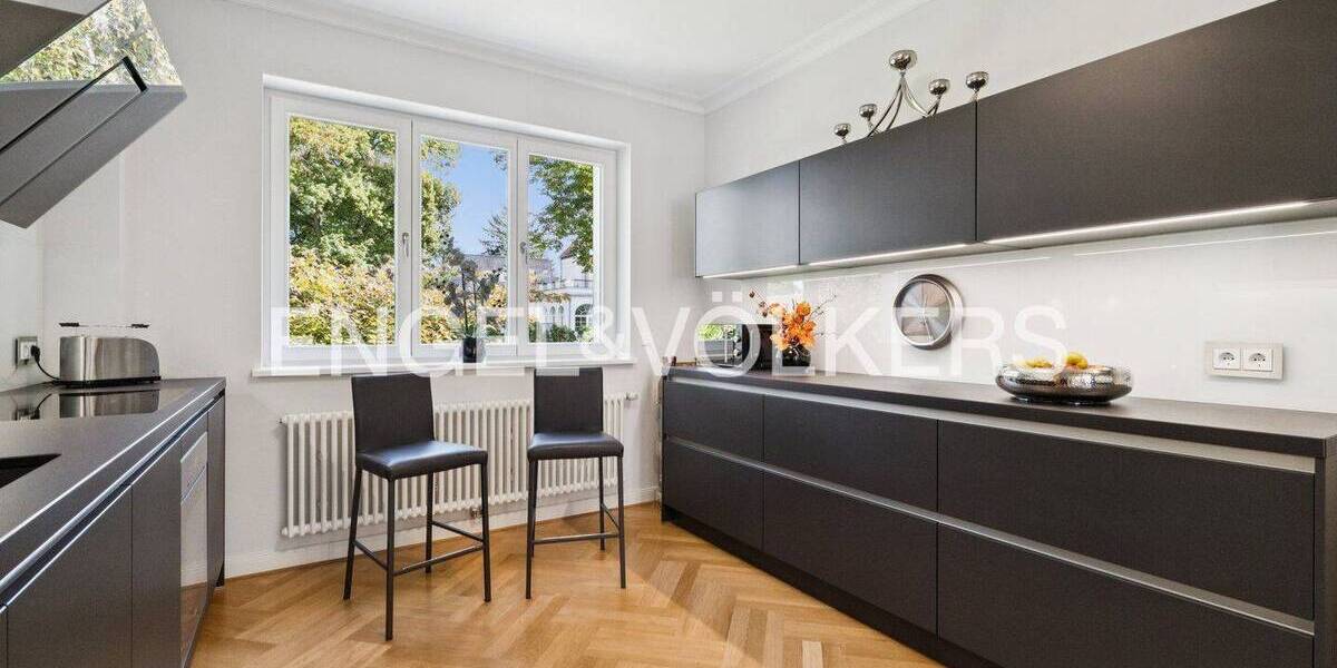 Einfamilienhaus Berlin Lichterfelde - 8 Zimmer, 282 m&sup2;, 2.795.000&euro; | Angebot:25712203