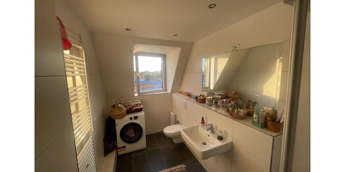 Dachgeschoßwohnung Berlin Neukölln - 1 Zimmer, 38 m&sup2;, 180&euro; | Angebot:26420897