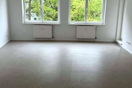 Wohnung Berlin Tempelhof-Schöneberg - 2 Zimmer, 71 m&sup2;, 929&euro; | Angebot:27115740