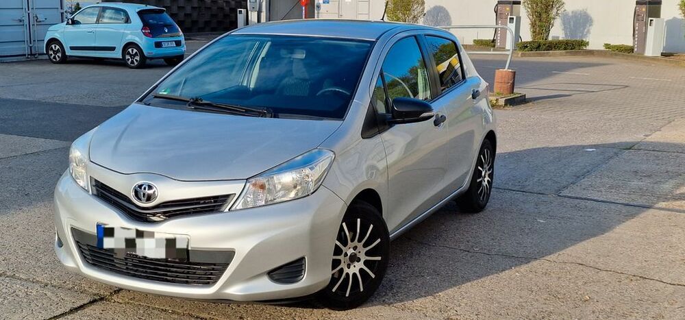 Yaris