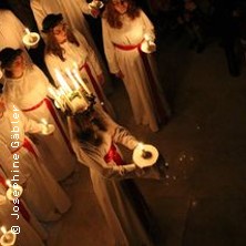 Lucia - Die schwedische Lichterkönigin - Stockholms Musikgymnasiums Kammarkör 15.12.2025 Berliner Dom