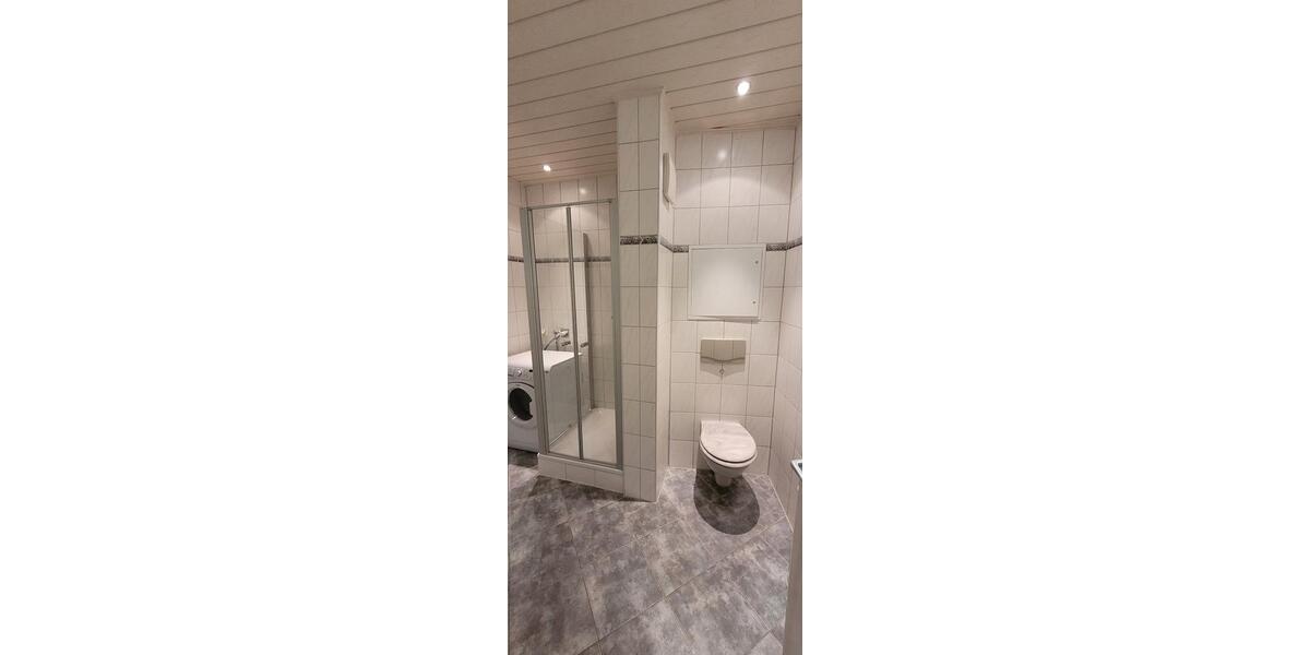 Etagenwohnung Berlin Charlottenburg-Wilmersdorf - 2.5 Zimmer, 70 m&sup2;, 250.000&euro; | Angebot:27036168