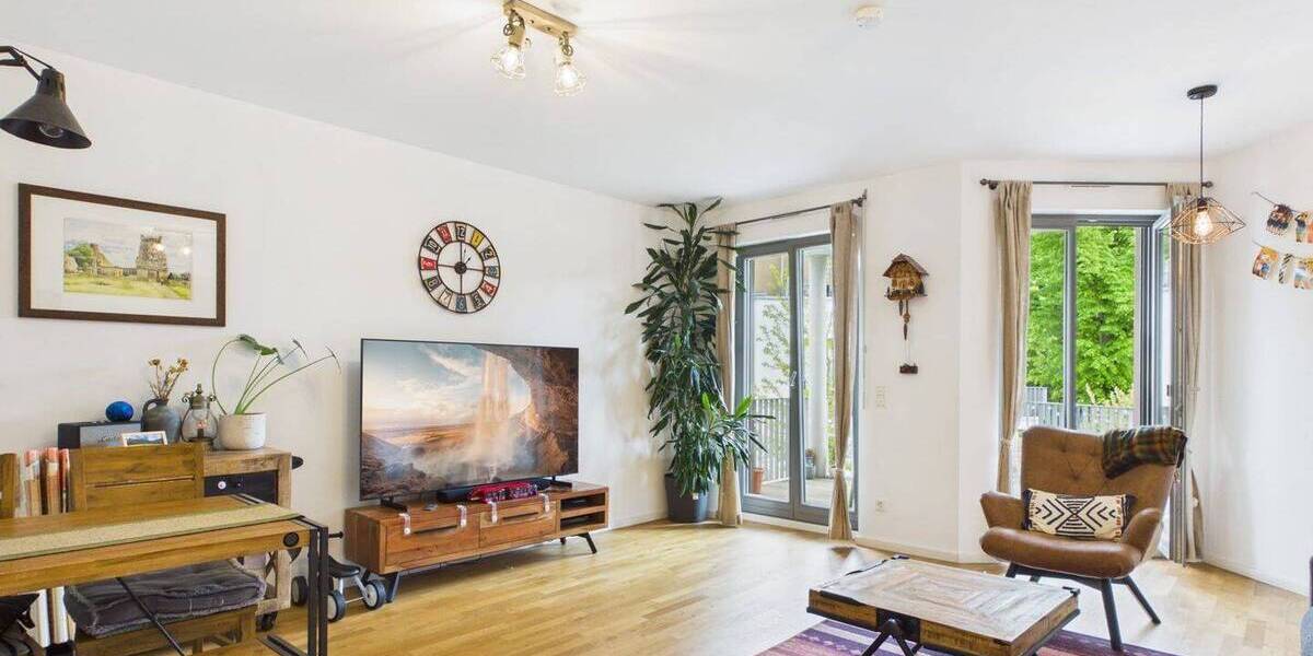 Etagenwohnung Berlin Marienfelde - 3 Zimmer, 93 m&sup2;, 2.200&euro; | Angebot:26684242