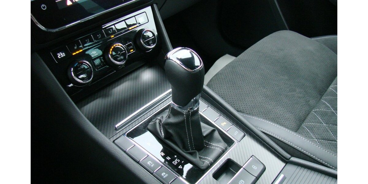 Skoda Superb 2.0TDI Sportline ACC Columbus Kamera AHK 34.483 km 35.980 &euro; Falkensee 14612