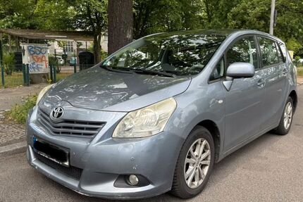 Toyota Verso 222.370 km 3.250 &euro; Berlin 12351