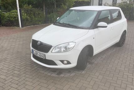 Skoda Fabia 74.000 km 6.100 &euro; Berlin 12357