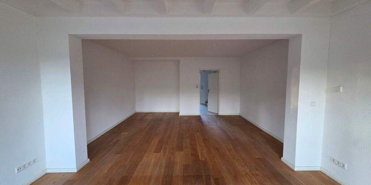 Geräumiges Reihenhaus mit Garten in Zehlendorf 4 zimmer