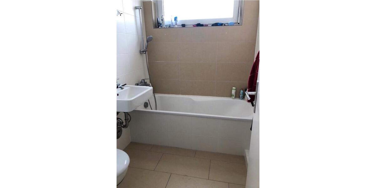 Etagenwohnung Berlin Reinickendorf - 3 Zimmer, 85 m&sup2;, 1.600&euro; | Angebot:26670979