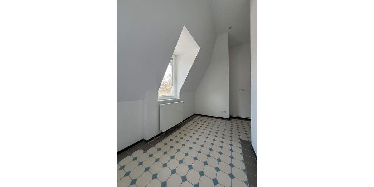 Etagenwohnung Berlin Lichterfelde - 2 Zimmer, 80 m&sup2;, 1.560&euro; | Angebot:25657561