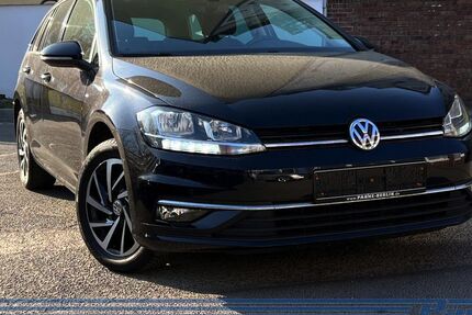 VW Golf 180.375 km 9.990 &euro; Berlin - Pankow 13187