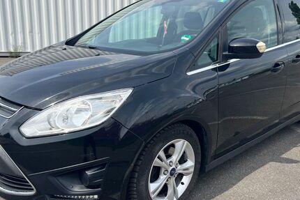 Ford Grand C-Max 168.000 km 2.990 &euro; Berlin 12057